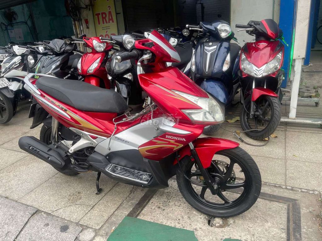 Honda blade FI 2010 mới 90% bstp chính chủ