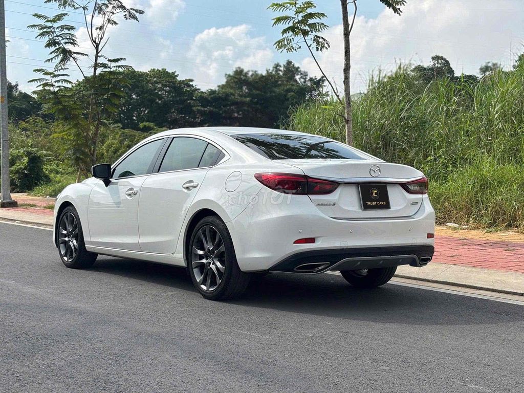 Mazda 6 2019 Mazda 6 2.0L Premium - 26000 km. Mua bán Ô tô tại Quận 8 Tp Hồ Chí Minh được đăng bởi Cửa hàng ô tô cũ TRUST CARS hình 5