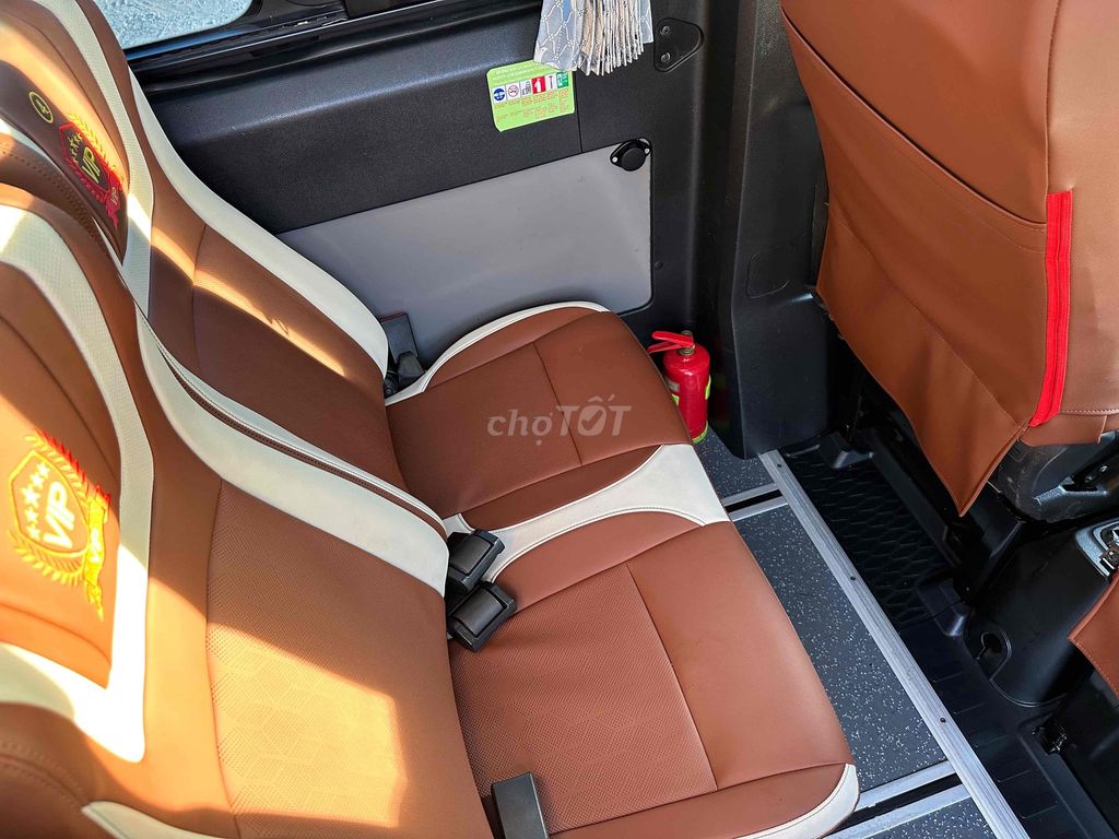 Em bán Hyundai Solati 2017 Du lịch nòi màu bạc. Mua bán Phương tiện khác tại Quận Bình Tân Tp Hồ Chí Minh được đăng bởi Xe Hồng Minh hình 14