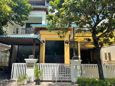 Аренда · 4 комн. · 300 м² · Quận 12, ул. An Phú Đông