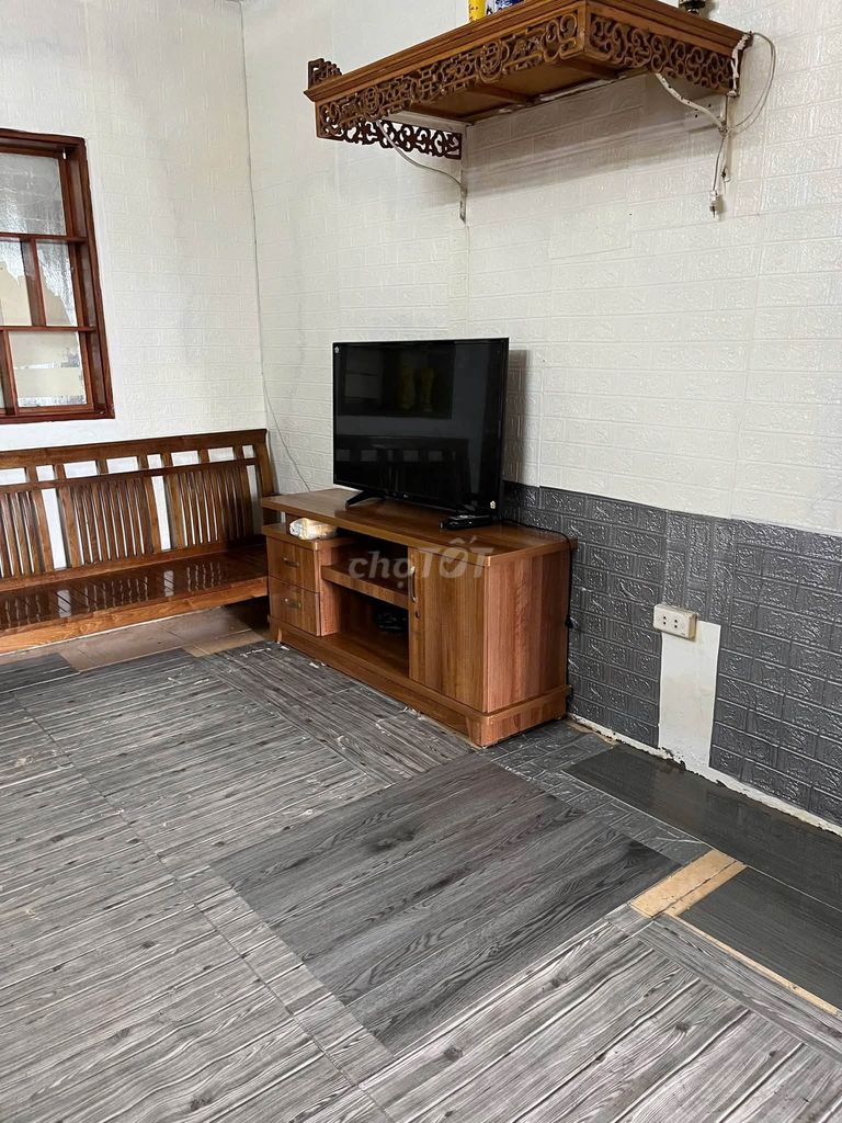 Аренда 5 этажа, Тхань Суан Бак, 65м², 2 спальни