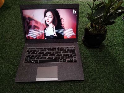 Laptop nhập Nhật Toshiba dynabook R63h mỏng nhẹ