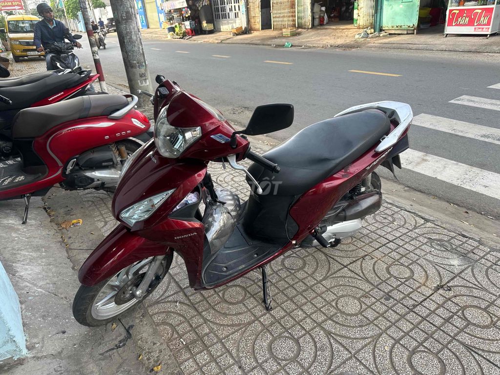 Honda Vision Đỏ. Mua bán Xe máy tại Quận Bình Tân Tp Hồ Chí Minh được đăng bởi Hiếu Bình Tân hình 4