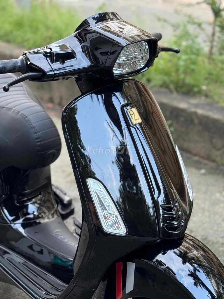 vespa sprin đen bóng siêu đẹp đèn led bstp 9 chủ. Mua bán Xe máy tại Quận Gò Vấp Tp Hồ Chí Minh được đăng bởi CHXM 86 chuyên bán xe trả góp hình 5