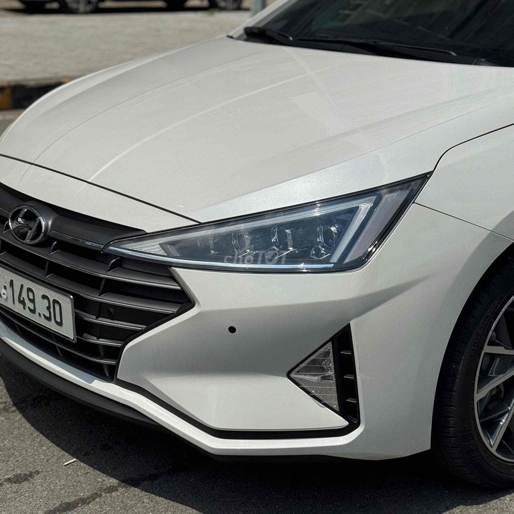 Siêu lướt Elantra 2021 chỉ 8.000km sai km tặng xe. Mua bán Ô tô tại Thành phố Dĩ An Bình Dương được đăng bởi Dương hình 12