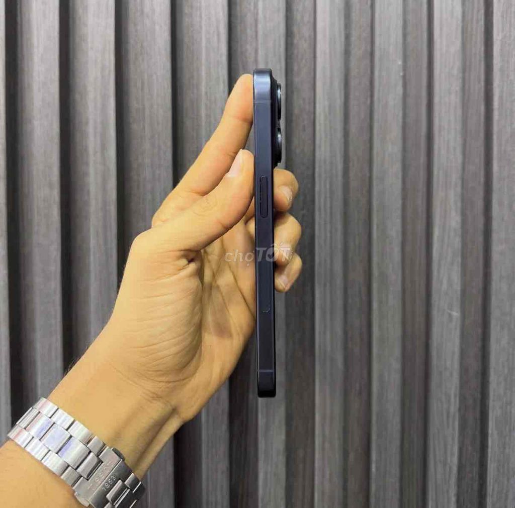 Apple iPhone 15 Pro Xanh. Mua bán Điện thoại tại Quận 10 Tp Hồ Chí Minh được đăng bởi LONG hình 1