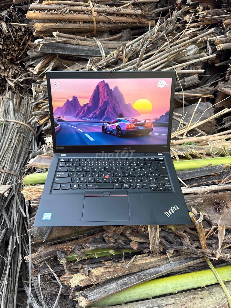 thinkpad t490s i5 8gb  ssd256gb 14inch sạc c. Mua bán Laptop tại Thành phố Vĩnh Long Vĩnh Long được đăng bởi Ngà Trần hình 1