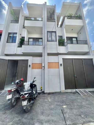 Bán nhà mới xây đầy đủ nội thất hẻm xe 4 chỗ đg Nguyễn Thị Định Q2