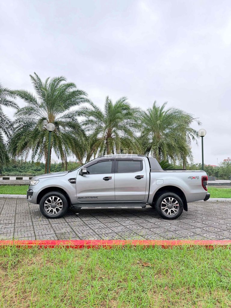 Ford Ranger 2016 Wildtrak 3.2L 4x4 AT - 100000 km. Mua bán Ô tô tại Thành phố Hà Tĩnh Hà Tĩnh được đăng bởi Hải Đường Auto 33 hình 9