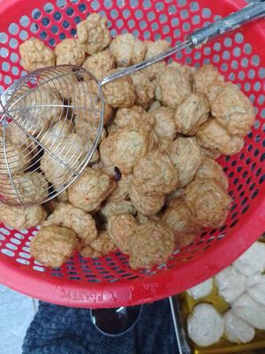 Chả cá nhà làm. Mua bán Đồ ăn, thực phẩm và các loại khác tại Huyện Thanh Trì Hà Nội được đăng bởi Nguyễn Tràng Tiến