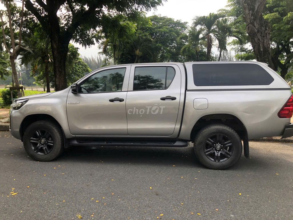 TOYOTA HILUX 4x2 MT – SẢN XUẤT 2021. Mua bán Ô tô tại Quận 7 Tp Hồ Chí Minh được đăng bởi Tuấn  hình 8