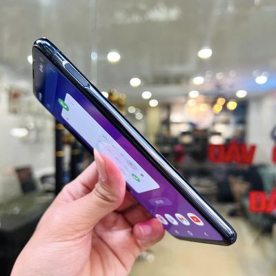 SS S10E MÁY ĐẸP NGUYÊN ZIN KO LỖI LẦM. Mua bán Điện thoại tại Quận Đống Đa Hà Nội được đăng bởi Wing Mobile Hà Nội