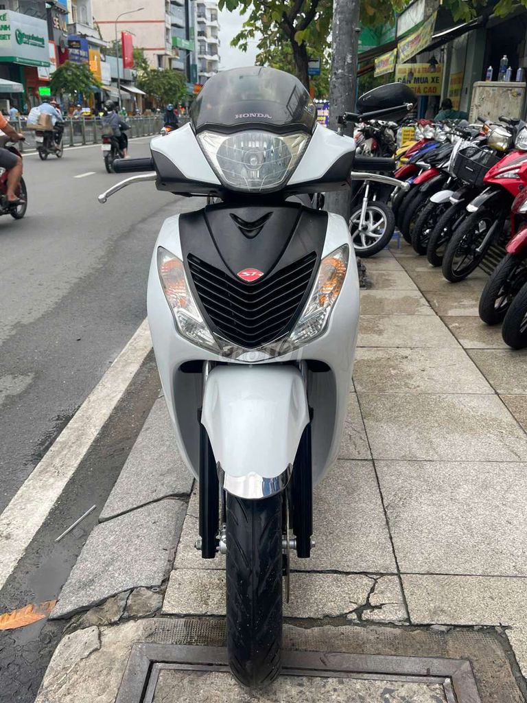 SH Việt kiều ý 125 2010 mới 90% bstp chính chủ. Mua bán Xe máy tại Quận Tân Phú Tp Hồ Chí Minh được đăng bởi Tuanduy hình 6