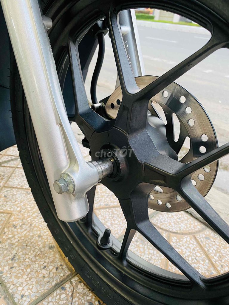 Click thái 2015 hàng hot siêu đẹp chuẩn zin🔥. Mua bán Xe máy tại Quận Ninh Kiều Cần Thơ được đăng bởi Hiếu Xe máy Tân Liên Hưng 2 hình 7