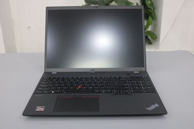 Lenovo ThinkPad T16 Gen 2 G2 Ryzen 5-7540U 16GB