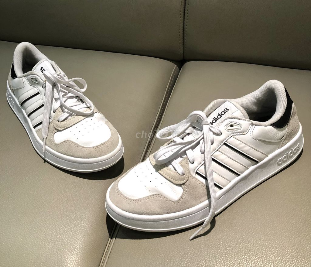 Giày Adidas hàng Auth còn rất mới size 42. Mua bán Giày dép tại Quận Hoàn Kiếm Hà Nội được đăng bởi SPORT hình 1