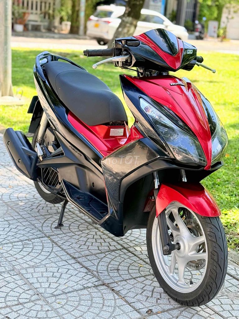 Honda Air Blade 2014 Красно-черный Вьетнам