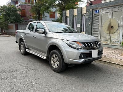 Bán Mitsubishi Triton 2018 tự động 1 cầu màu bạc. Mua bán Ô tô tại Quận 12 Tp Hồ Chí Minh được đăng bởi Khánh