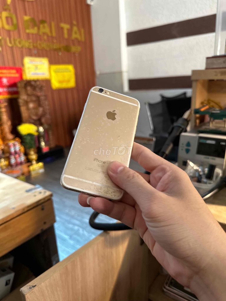 Apple iPhone 6s 16GB Vàng. Mua bán Điện thoại tại Quận Cẩm Lệ Đà Nẵng được đăng bởi Sim Số Đại Tài hình 1