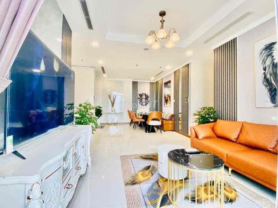 RỔ HÀNG Vinhomes Central Park  3PN MỚI NHẤT T7/2024