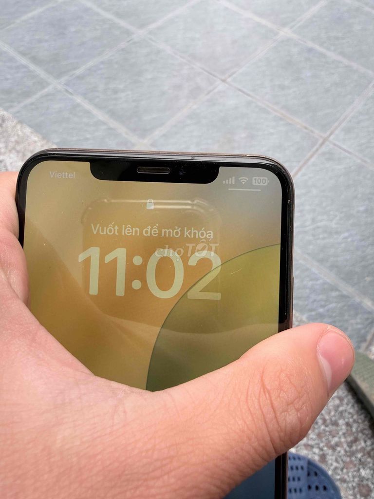 Apple iPhone XS Max 64GB Vàng giao adr càng tốt. Mua bán Điện thoại tại Huyện Yên Lạc Vĩnh Phúc được đăng bởi Trần Văn Hữu hình 1