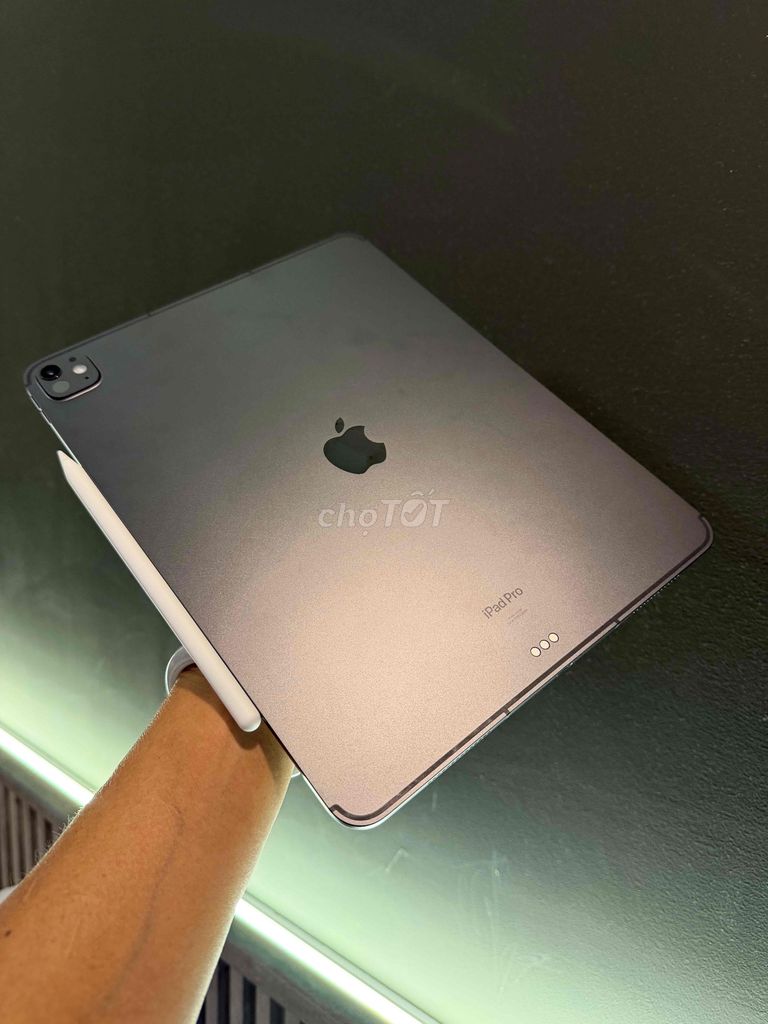 iPad Pro M4 13 inch 256GB 5G Máy đẹp như mới. Mua bán Máy tính bảng tại Thành phố Đà Lạt Lâm Đồng được đăng bởi Lavie Nguyễn  hình 1
