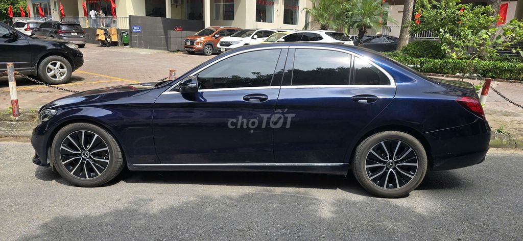 Mercedes Benz C Class 2019 C 200 - 68430 km. Mua bán Ô tô tại Quận Thanh Xuân Hà Nội được đăng bởi Đình Trường hình 1