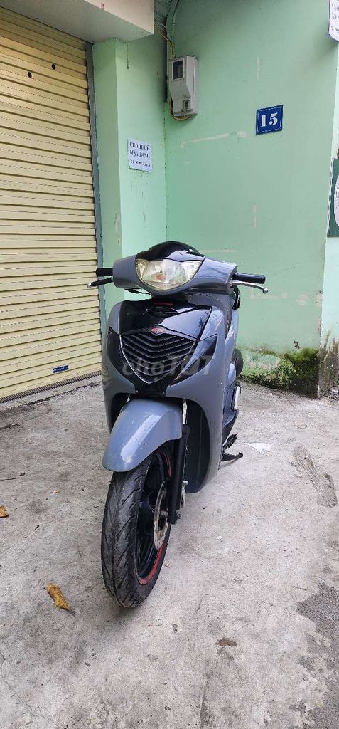Honda sh 150cc nhập khẩu máy zin nguyên bản. Mua bán Xe máy tại Quận Ba Đình Hà Nội được đăng bởi hà hình 5