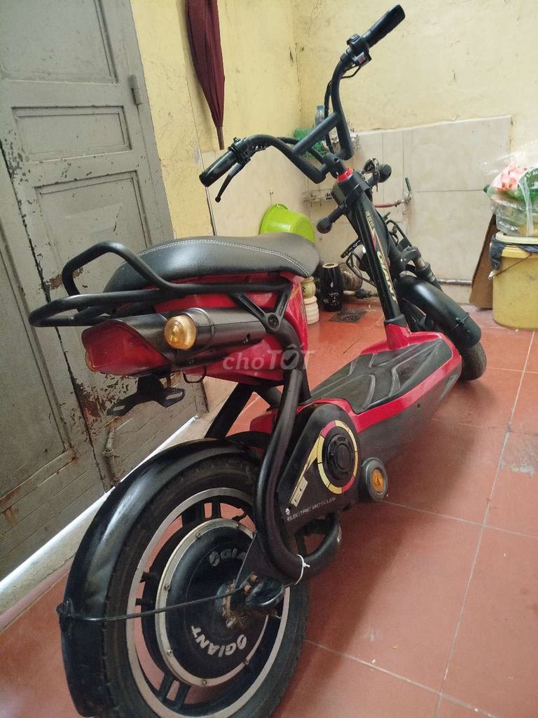 bán luôn. Mua bán Xe điện tại Quận Long Biên Hà Nội được đăng bởi Phuong hình 2