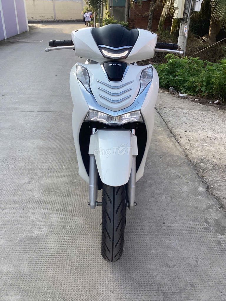 SH TRẮNG ĐEN 150i ABS, 2020