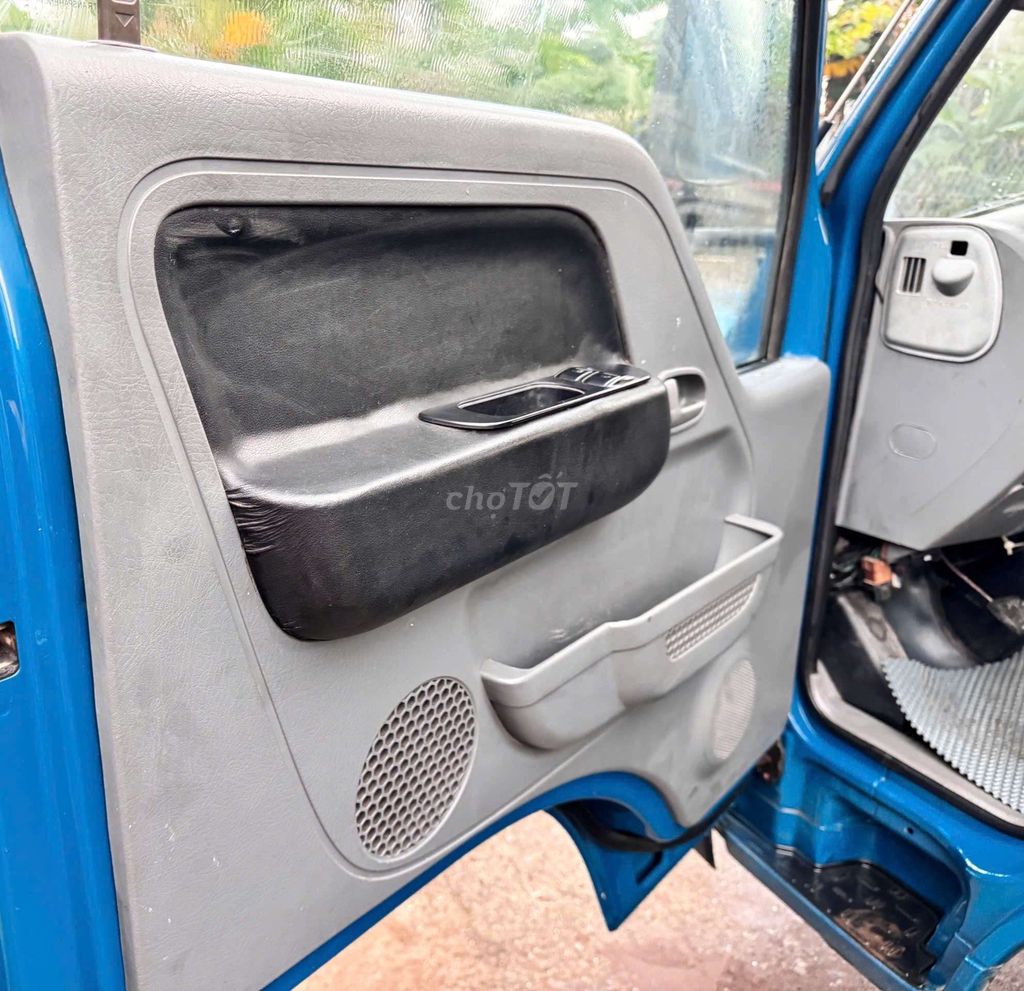 Bán gấp kia 1.1 tấn đời 2013 thùng kín 3m4. Mua bán Xe tải, xe ben tại Thành phố Thuận An Bình Dương được đăng bởi Xe tải Bình Dương hình 8