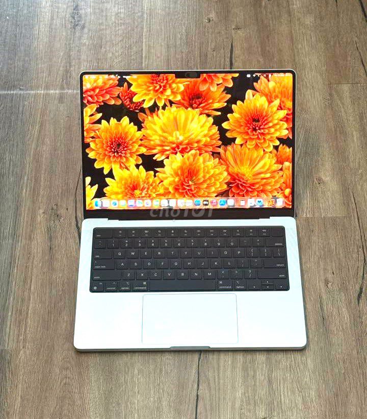 MacBook Pro 14 inch M3 Pro/18GB/512GB/Silver Keng. Mua bán Laptop tại Quận Hải Châu Đà Nẵng được đăng bởi TTCenter 484 NÚI THÀNH hình 1
