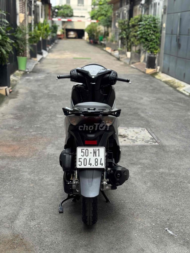 honda sh 125i màu bạc xe đẹp keng bstp 9 chủ. Mua bán Xe máy tại Quận Gò Vấp Tp Hồ Chí Minh được đăng bởi CHXM 86 chuyên bán xe trả góp hình 2