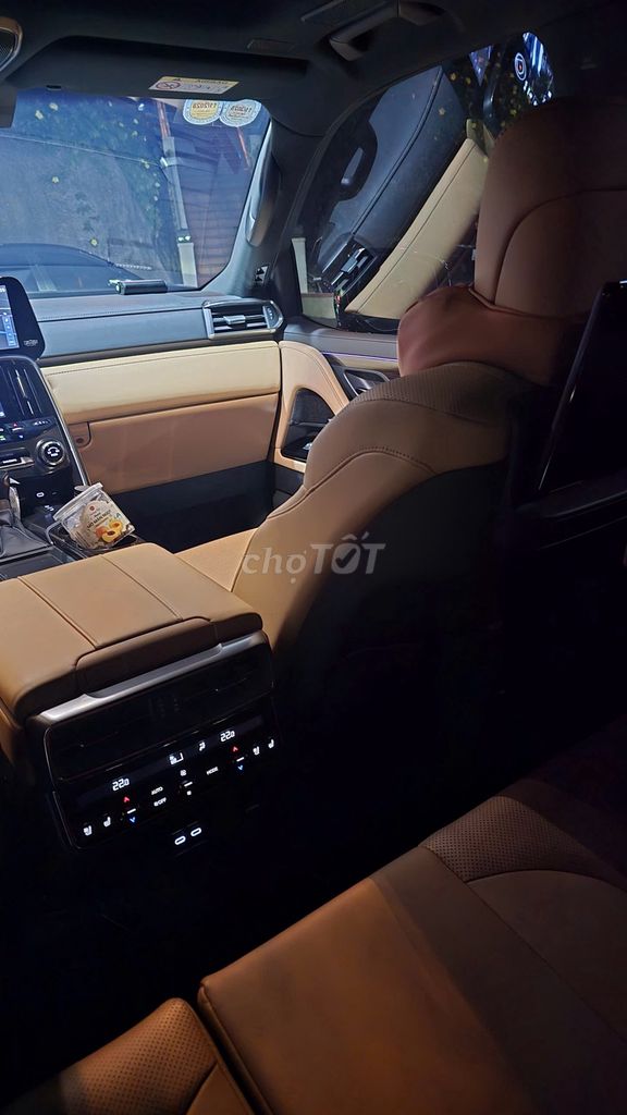 Lexus LX600 Urban 2025 7 мест черный 18000 км