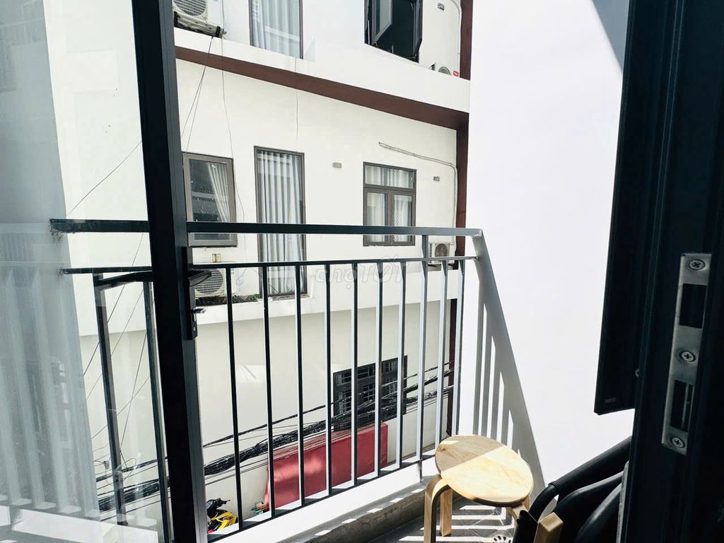 Roomy 1-bedroom flat on Võ Nguyên Giáp near Furama — photo 4