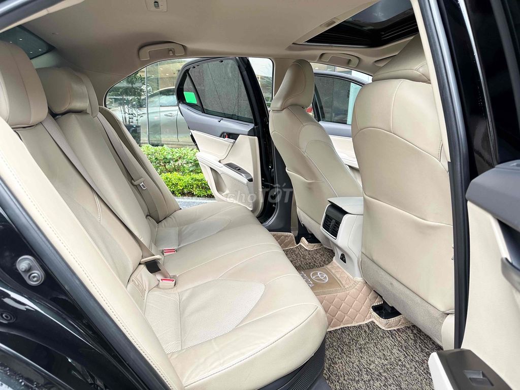 Toyota Camry 2.5 HEV 2022 như mới. Mua bán Ô tô tại Quận Nam Từ Liêm Hà Nội được đăng bởi Đại lý Toyota Mỹ Đình hình 7