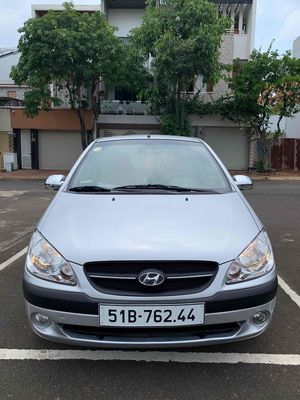 gia đình cần bán xe huynh đai getz 2010 số sàn