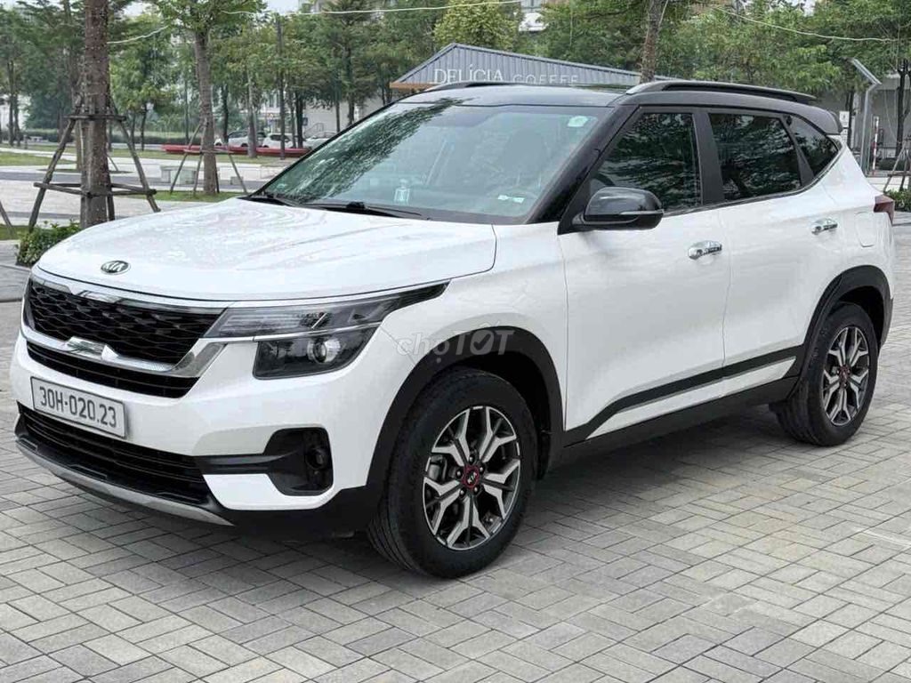 Kia Seltos 2021 Luxury 1.4 - 79000 км