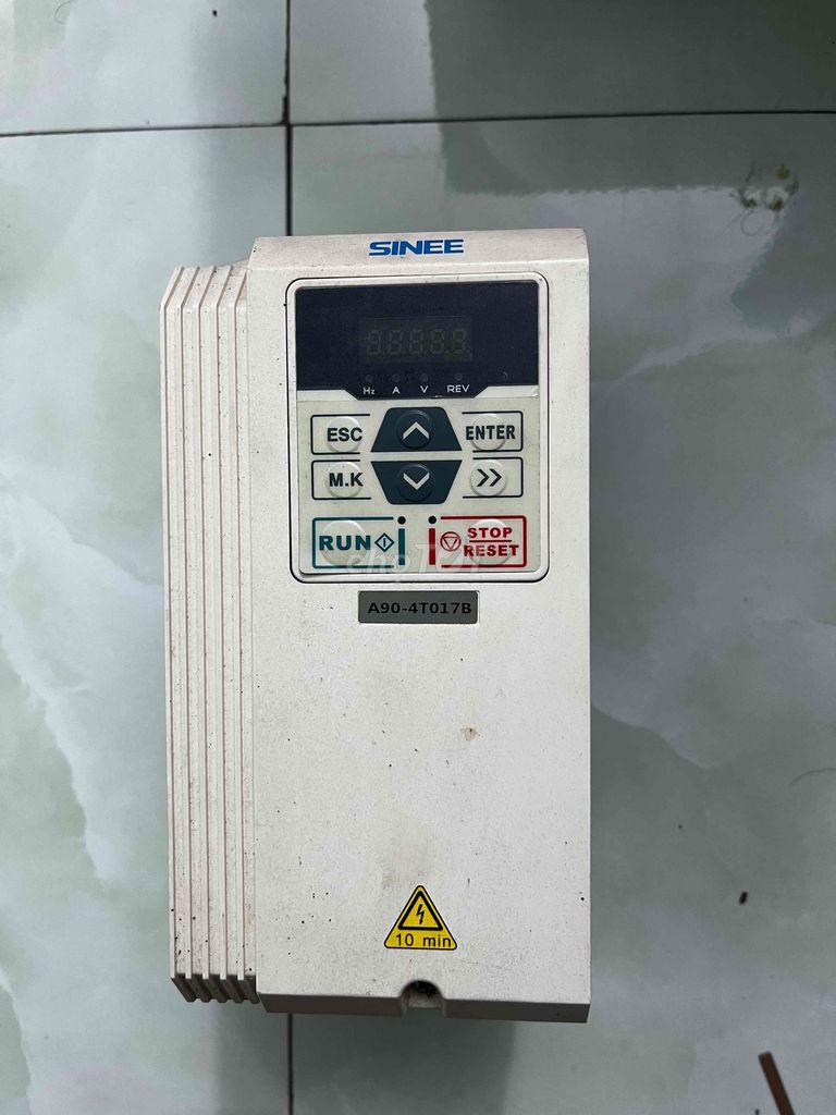 Biến tần SINEE 7.5kW 380V hàng còn hoạt động. Mua bán Đồ chuyên dụng, Giống nuôi trồng tại Huyện Đức Hòa Long An được đăng bởi Sửa Điện Gia Dụng hình 1