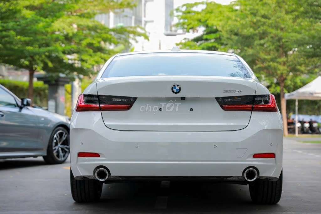 BMW 320i Sport Line Lci 2025 Trắng. Mua bán Ô tô tại Quận Thanh Xuân Hà Nội được đăng bởi Tuyết Trần hình 3