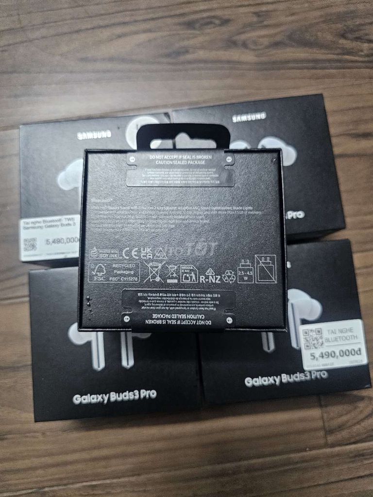Tai nghe Samsung buds 3 pro new bh 12 tháng. Mua bán Tivi, Âm thanh tại Quận Tân Bình Tp Hồ Chí Minh được đăng bởi Sơn hình 3