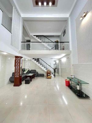 Nhà 3 tầng kiệt 3m Trưng Nữ Vương. Mua bán nhà ở tại Quận Hải Châu Đà Nẵng được đăng bởi Hoàng Nam Nguyễn