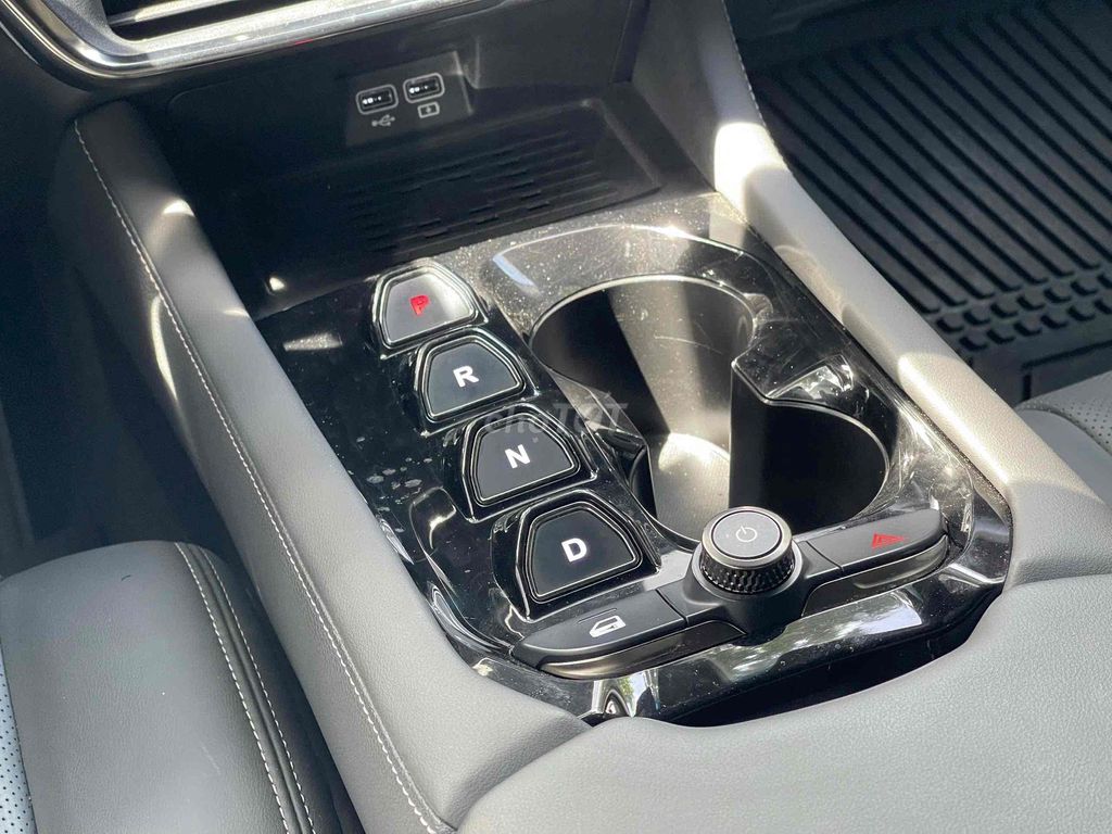 VinFast VF8 2023 Eco -. Mua bán Ô tô tại Quận 1 Tp Hồ Chí Minh được đăng bởi Bích Hằng Vinfast hình 8