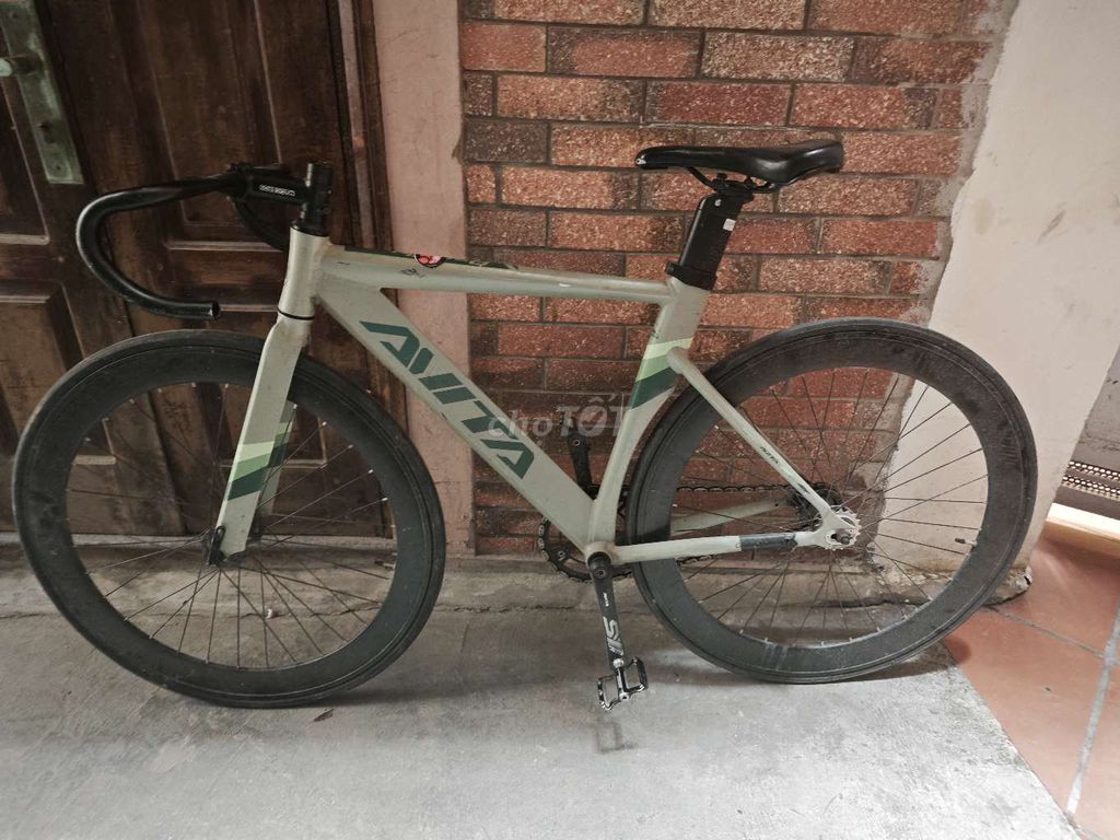 Xe đạp Fixgear AVITA