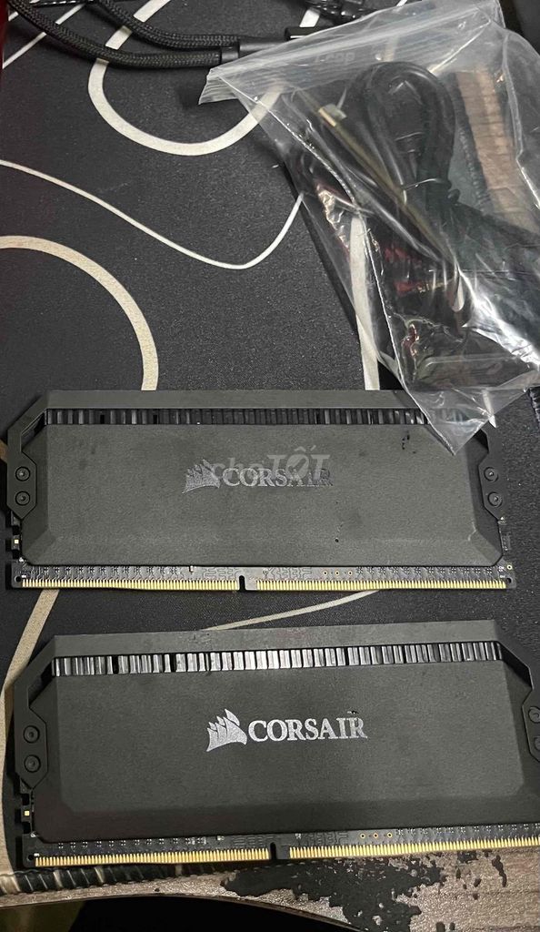 RAM Corsair Dominator 2x8gb (16GB) 3200MHz Đen. Mua bán Linh kiện (RAM, Card...) tại Thành phố Buôn Ma Thuột Đắk Lắk được đăng bởi lucj hình 1