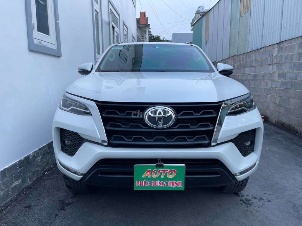 Fortuner 2022, siêu cọp, 51 ngàn km, dầu, tự động