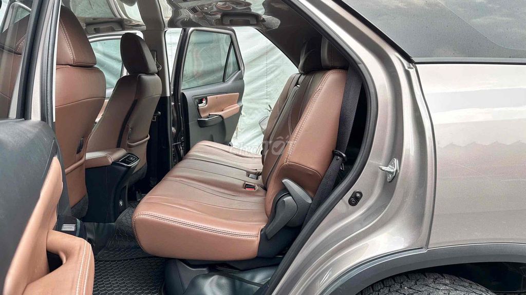 Toyota Fortuner 2022 2.4 4x2 MT - 39000 km. Mua bán Ô tô tại Thành phố Thủ Đức Tp Hồ Chí Minh được đăng bởi Trương Duy hình 9