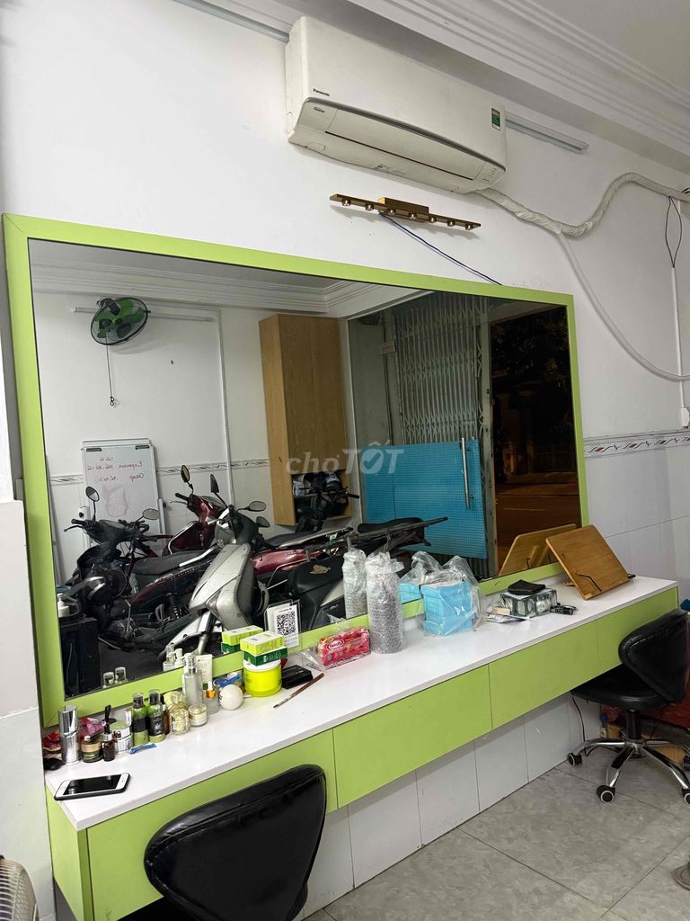 Vật dụng spa Gỗ Kính Xanh Trắng. Mua bán Nội thất, đồ gia dụng khác tại Quận Tân Phú Tp Hồ Chí Minh được đăng bởi thuhienphung hình 1