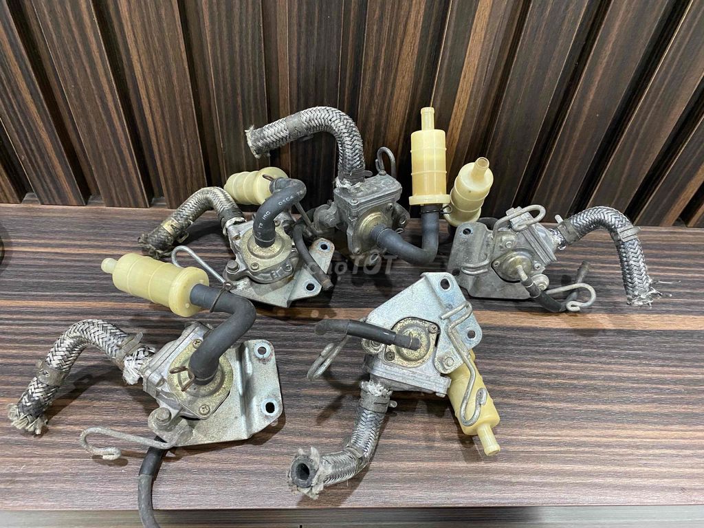 cục xử lý khí thải-cục bơm-cục hơi weve thái 2004. Mua bán Phụ tùng xe tại Thành phố Dĩ An Bình Dương được đăng bởi hà an hình 5