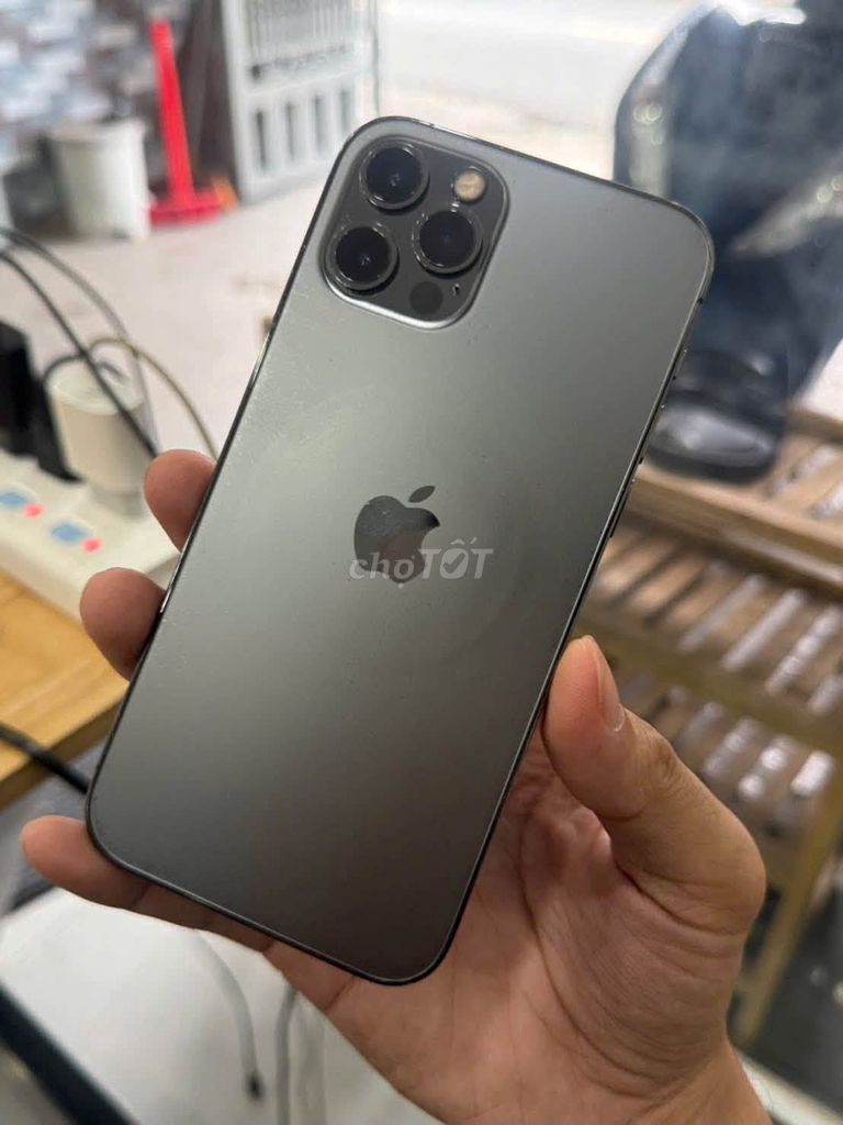 Apple iPhone 12 Pro 256GB Xám 97%. Mua bán Điện thoại tại Quận 1 Tp Hồ Chí Minh được đăng bởi Hội Đồ Điện Tử hình 1